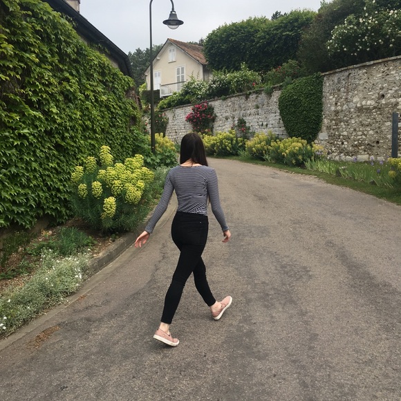 Meet your Posher, Lucy - Picture 1 of 1